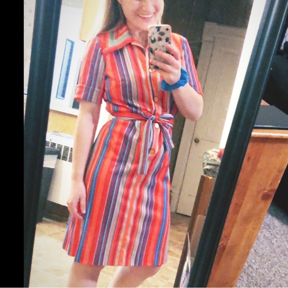 VINTAGE 1970s dress